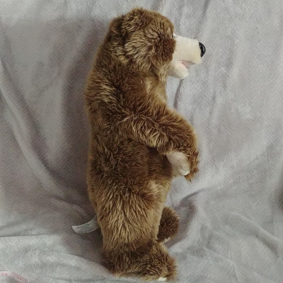 Vancouver Aquarium Grizzly bear plush - Picture 2 of 7